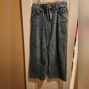 Democracy Wide Leg Denim Jeans with Gold Accent sz 4